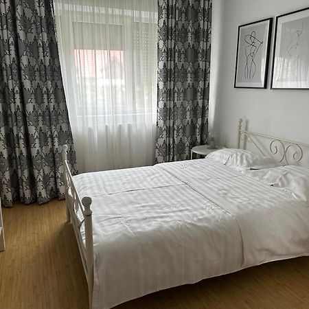 White Glamour Buzău Eksteriør bilde